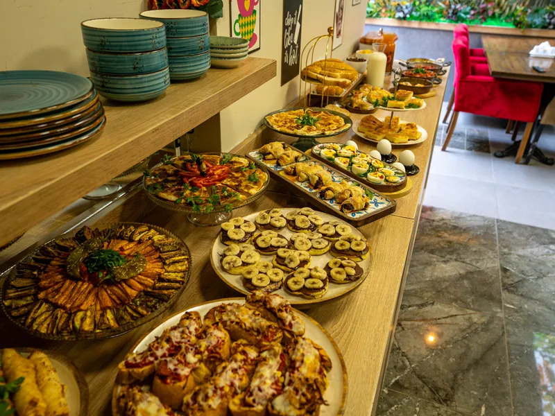Breakfast Room 7