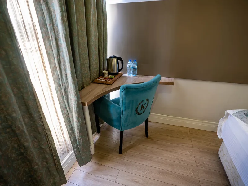 Standard Room 4